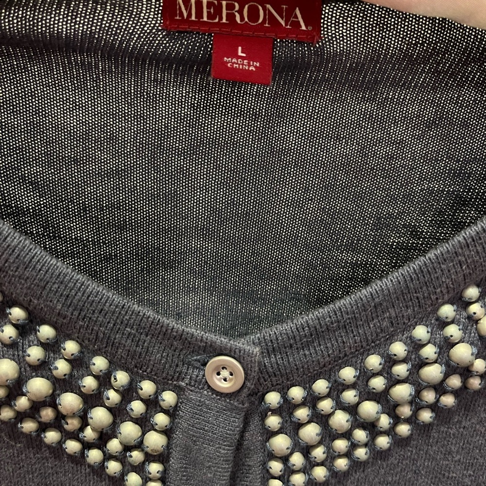 Cardigan - Picture 2 of 3